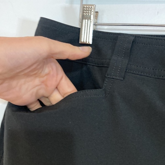 Eddie Bauer adventurer 2.0 skort in black size 12 - Picture 4 of 12